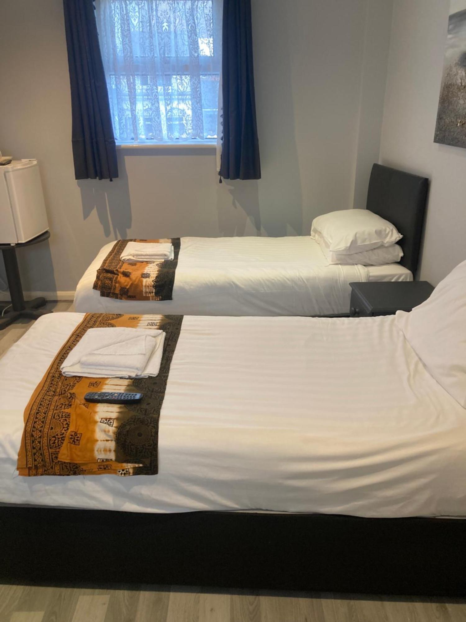 Abingdon Lodge Hotel Райд Экстерьер фото